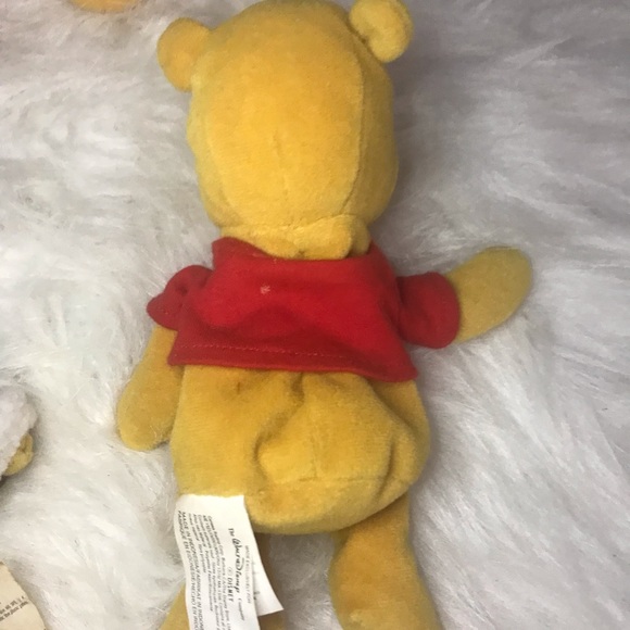 Set of 4 Disney Winnie the Poohs - Picture 9 of 13